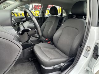 Voertuigafbeelding 24