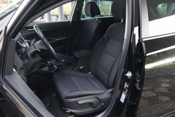 Voertuigafbeelding 9