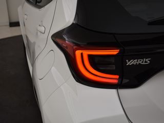 Voertuigafbeelding 12