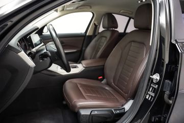 Voertuigafbeelding 8