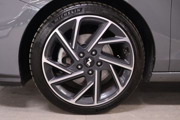 Voertuigafbeelding 4