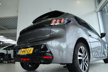 Voertuigafbeelding 11