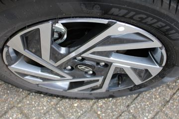 Voertuigafbeelding 25