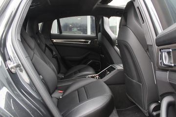 Voertuigafbeelding 11