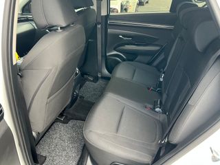 Voertuigafbeelding 12