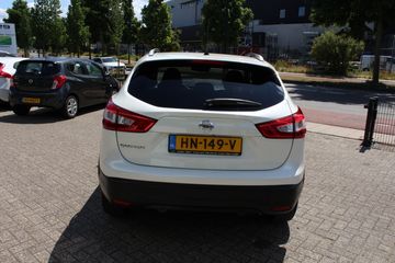 Voertuigafbeelding 6