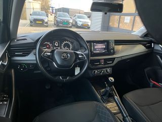 Voertuigafbeelding 6