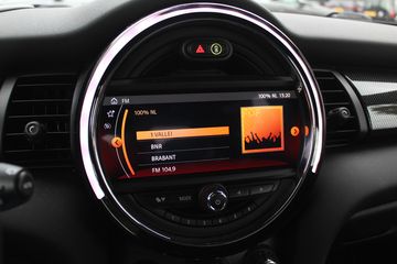 Voertuigafbeelding 24