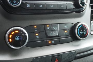 Voertuigafbeelding 9