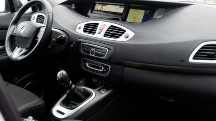 Voertuigafbeelding 8