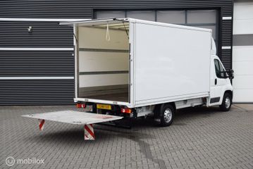 Voertuigafbeelding 4