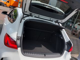 Voertuigafbeelding 35