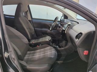 Voertuigafbeelding 5