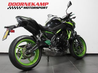 Voertuigafbeelding 5