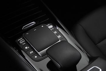 Voertuigafbeelding 17