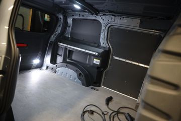 Voertuigafbeelding 16