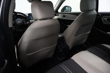 Voertuigafbeelding 12