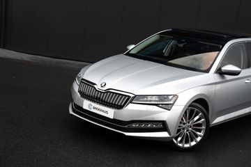 Voertuigafbeelding 3