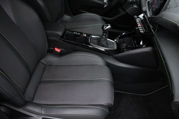 Voertuigafbeelding 6