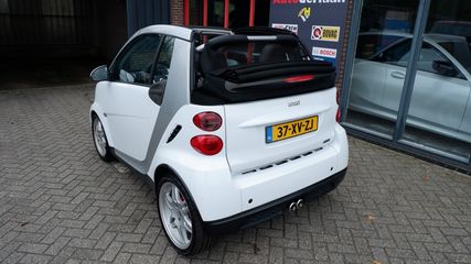 Voertuigafbeelding 2