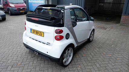 Voertuigafbeelding 3