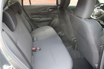 Voertuigafbeelding 9