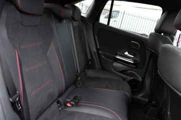 Voertuigafbeelding 30