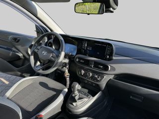 Voertuigafbeelding 12