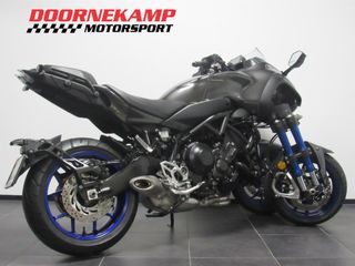 Voertuigafbeelding 5