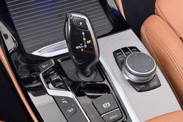 Voertuigafbeelding 28