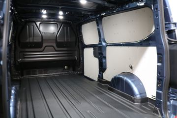 Voertuigafbeelding 12