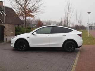 Voertuigafbeelding 6