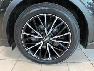 Voertuigafbeelding 9