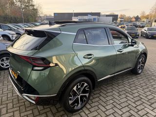 Voertuigafbeelding 6