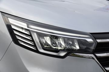 Voertuigafbeelding 28