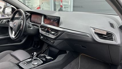 Voertuigafbeelding 9