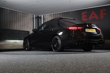 Voertuigafbeelding 2