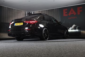 Voertuigafbeelding 4