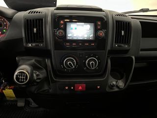 Voertuigafbeelding 15