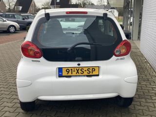 Voertuigafbeelding 9