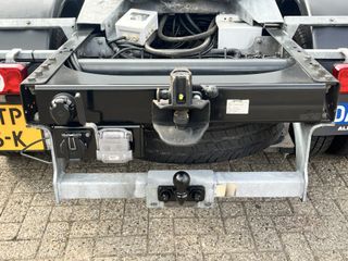 Voertuigafbeelding 19