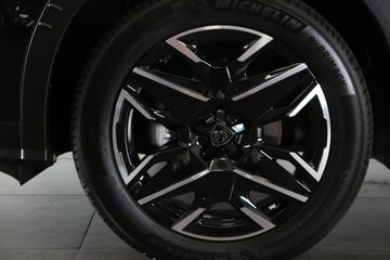 Voertuigafbeelding 9