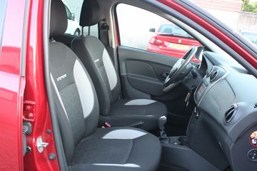 Voertuigafbeelding 14