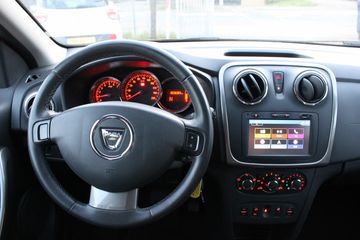 Voertuigafbeelding 16