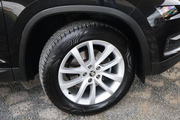 Voertuigafbeelding 12