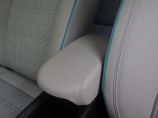 Voertuigafbeelding 32