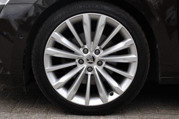 Voertuigafbeelding 43