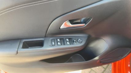 Voertuigafbeelding 21