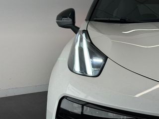 Voertuigafbeelding 14