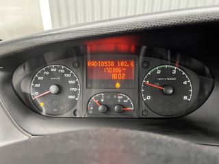 Voertuigafbeelding 32